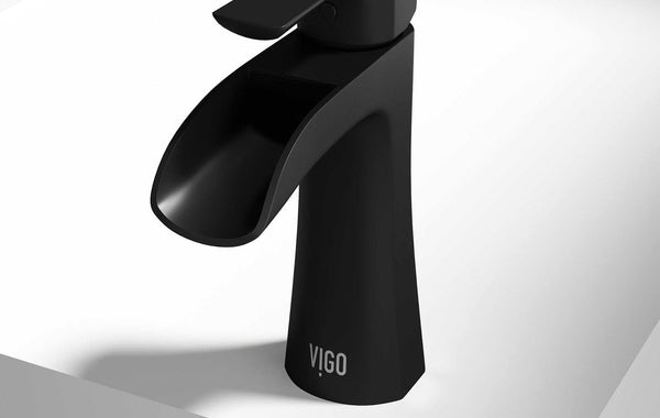 Paloma Single Hole Bathroom Faucet