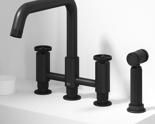 Cass Pull-Out Bridge Kitchen Faucet