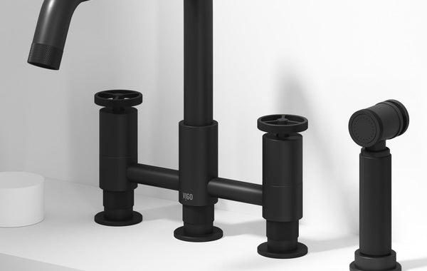 Cass Pull-Out Bridge Kitchen Faucet
