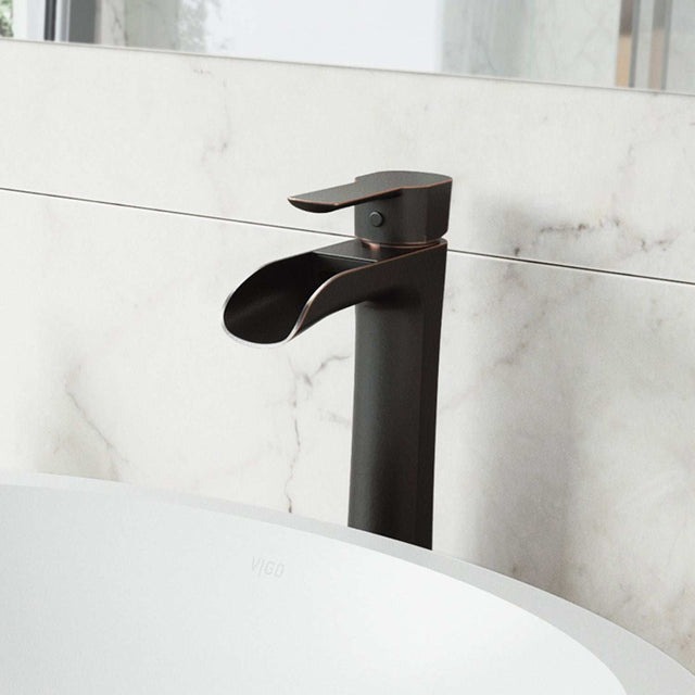 How to Mix Metal Finishes in a Bathroom (Without It Looking Like a Mistake)