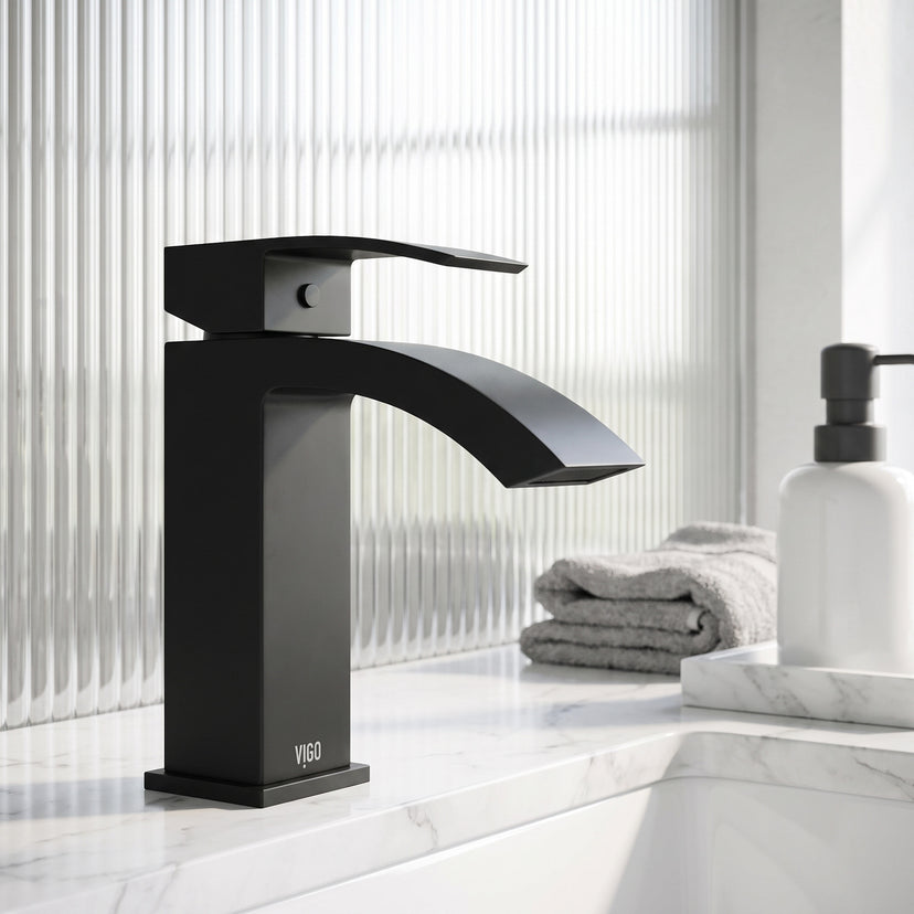 Satro Single Hole Bathroom Faucet