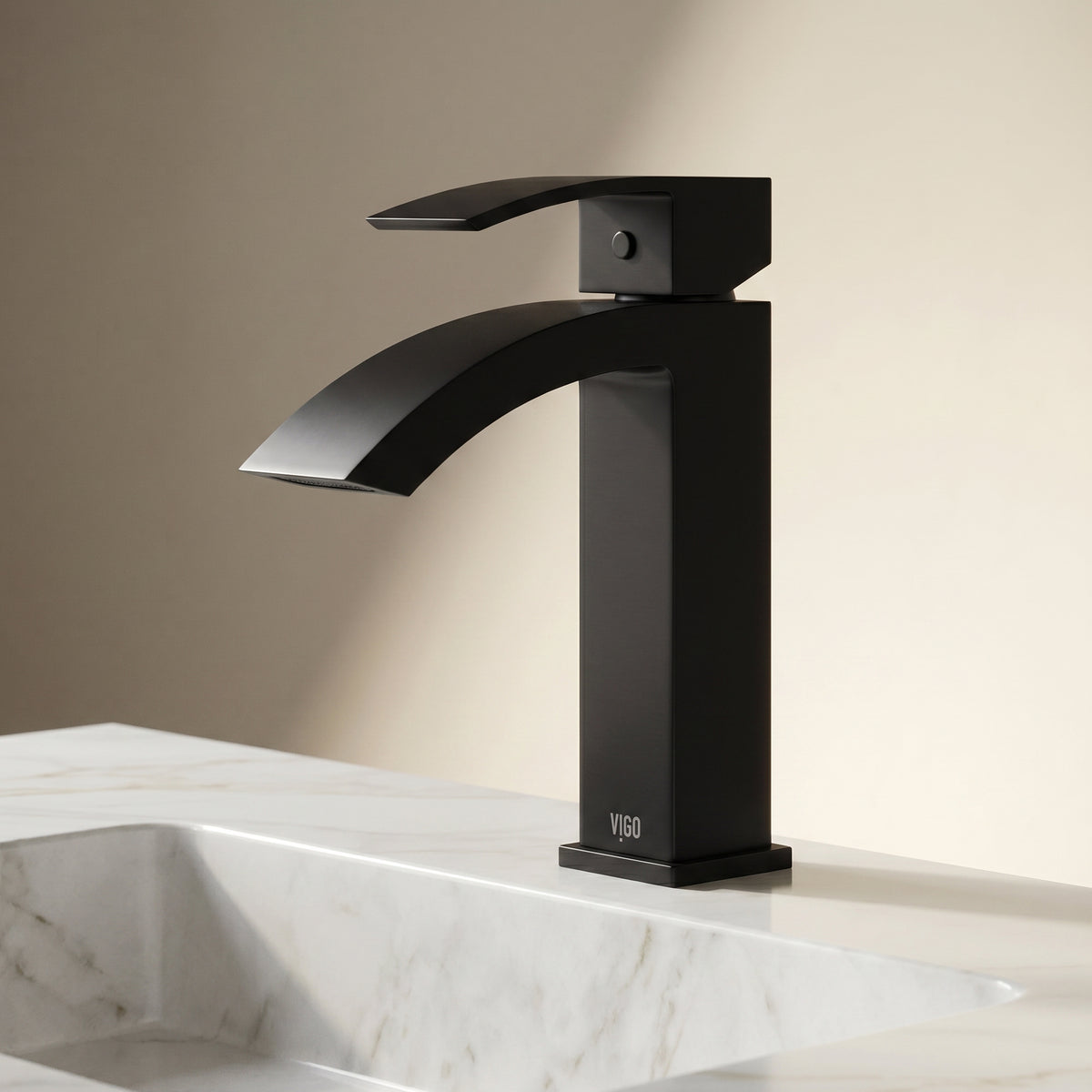 Satro Single Hole Bathroom Faucet