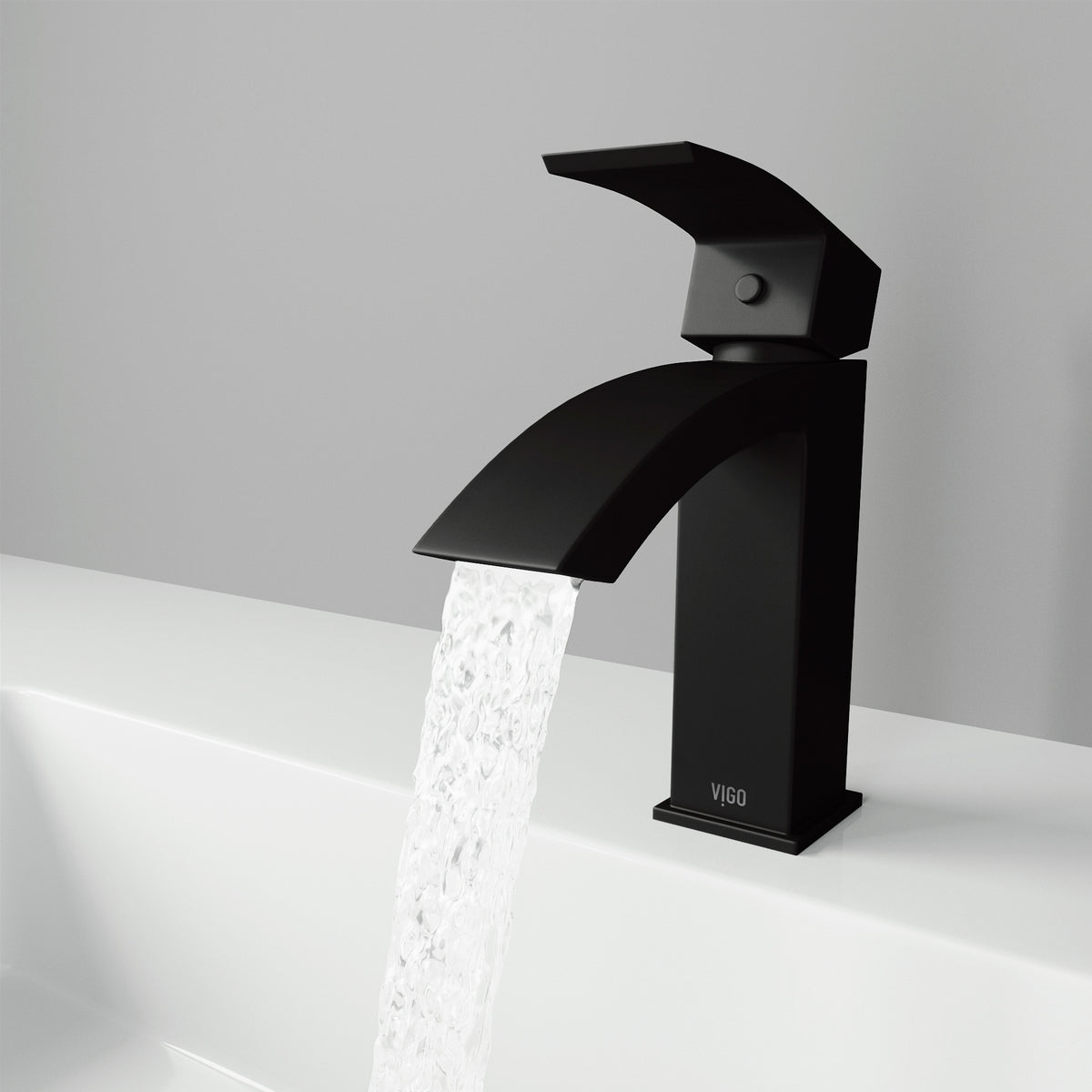 Satro Single Hole Bathroom Faucet