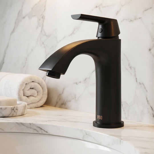 Penela Single-Hole Bathroom Faucet in Matte Black
