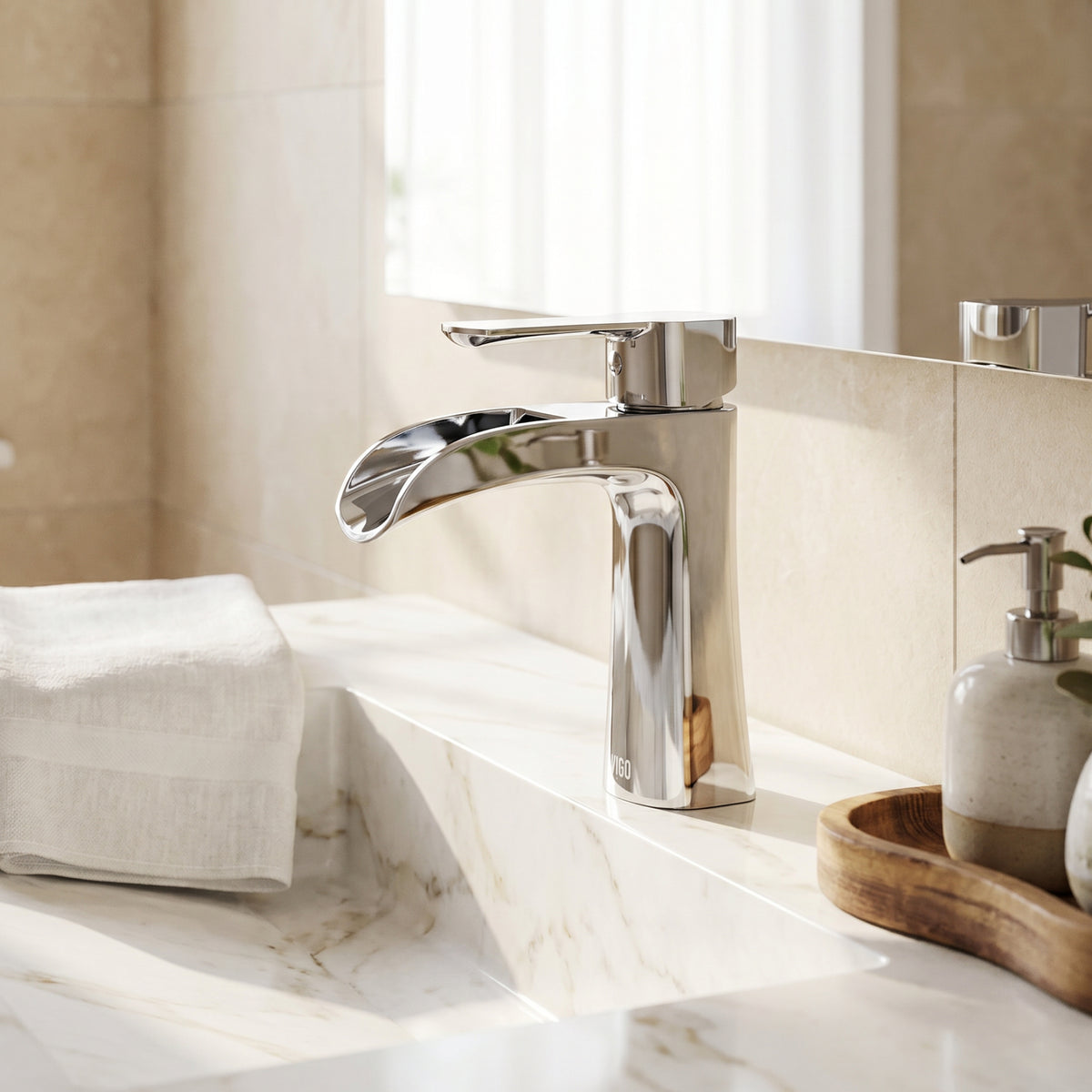 Paloma Single Hole Bathroom Faucet
