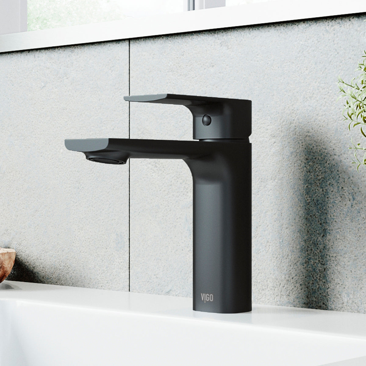 Davidson Single Hole Bathroom Faucet
