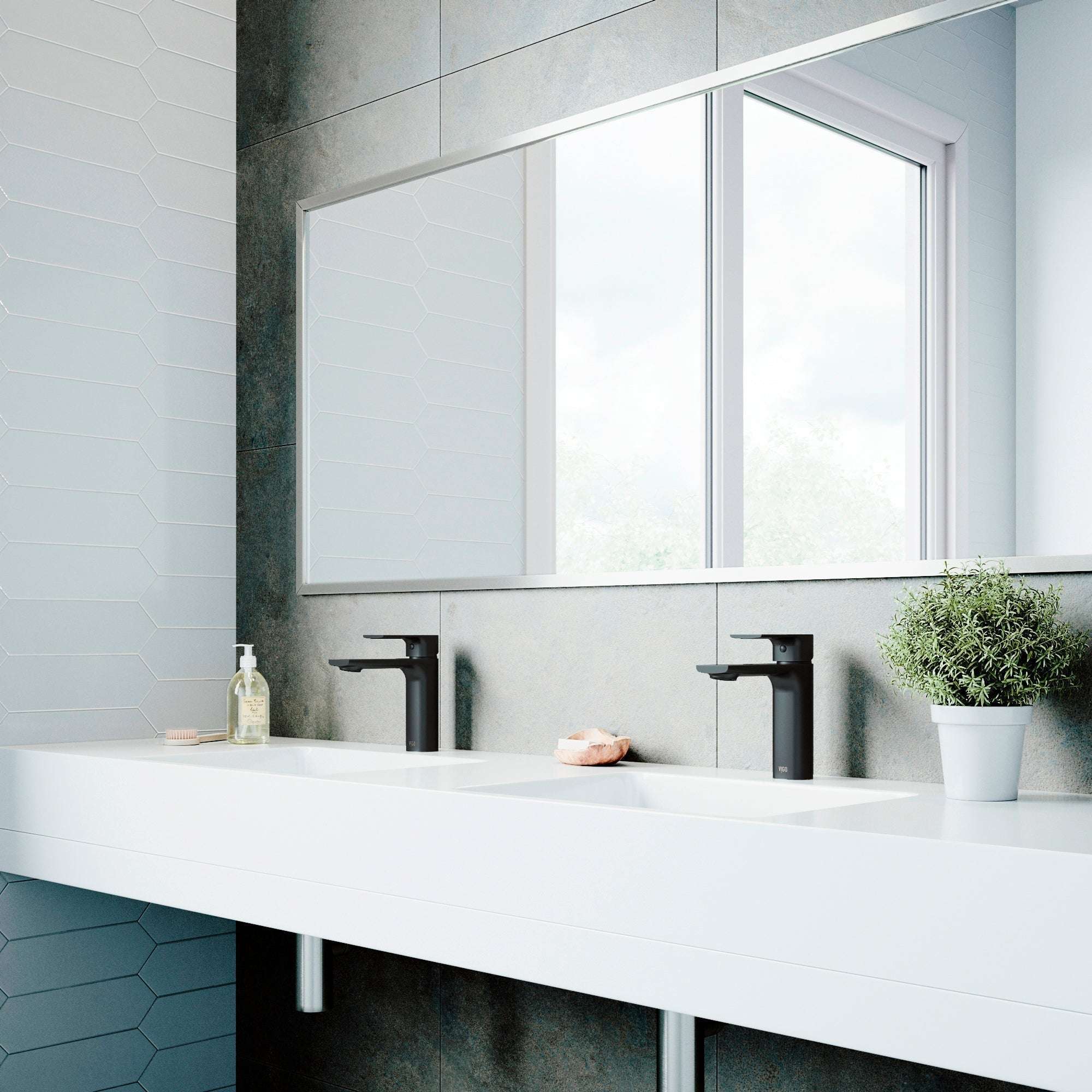 Davidson – 6 in. H Modern Contemporary Single Hole Bathroom Faucet