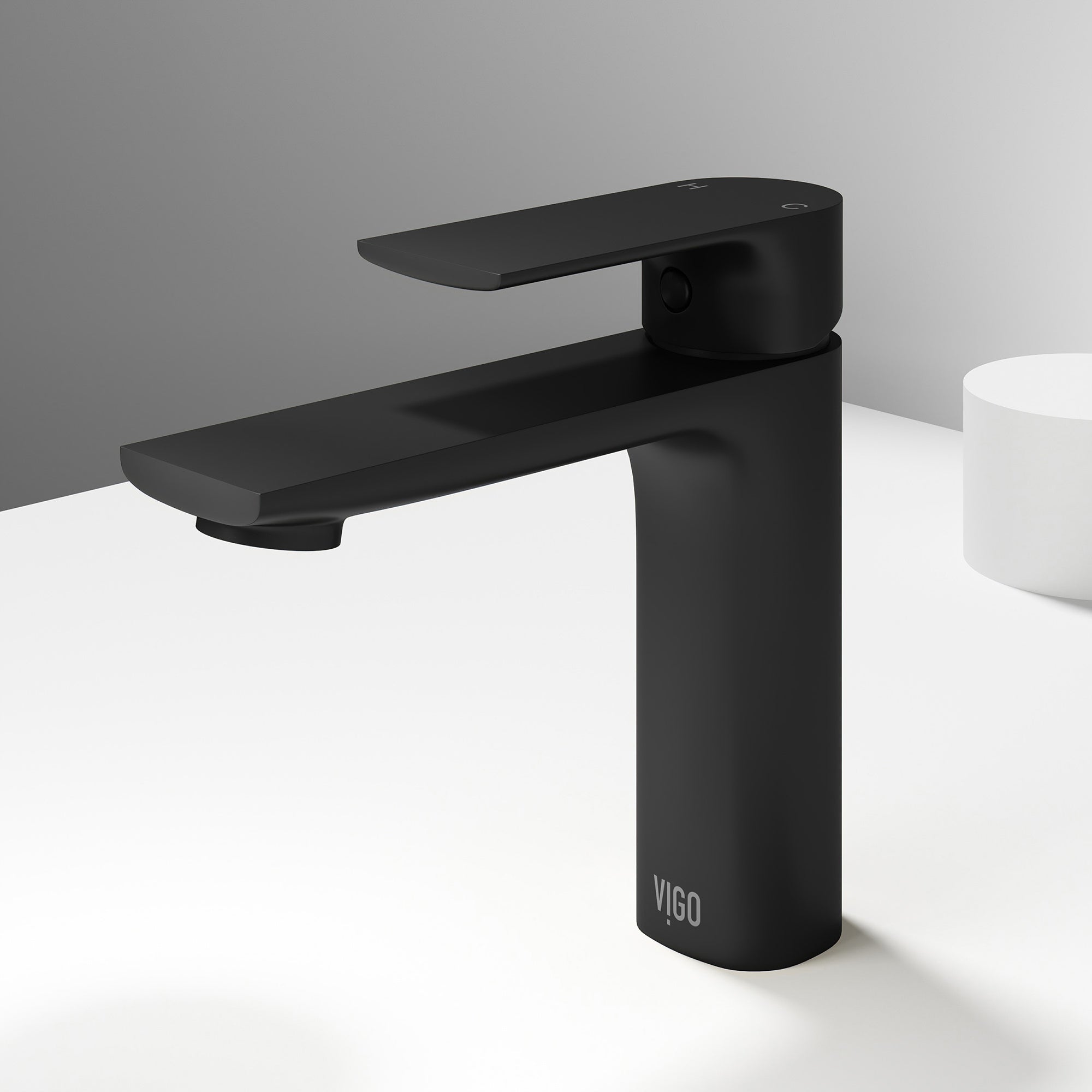 Davidson – Single Handle Single-Hole Bathroom Faucet Sink in Matte