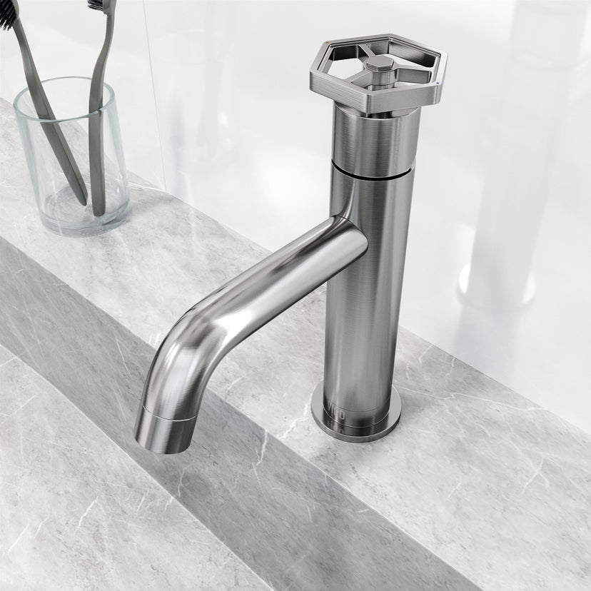 Hart Ruxton Single Hole Bathroom Faucet – Smooth Single-Handle Control