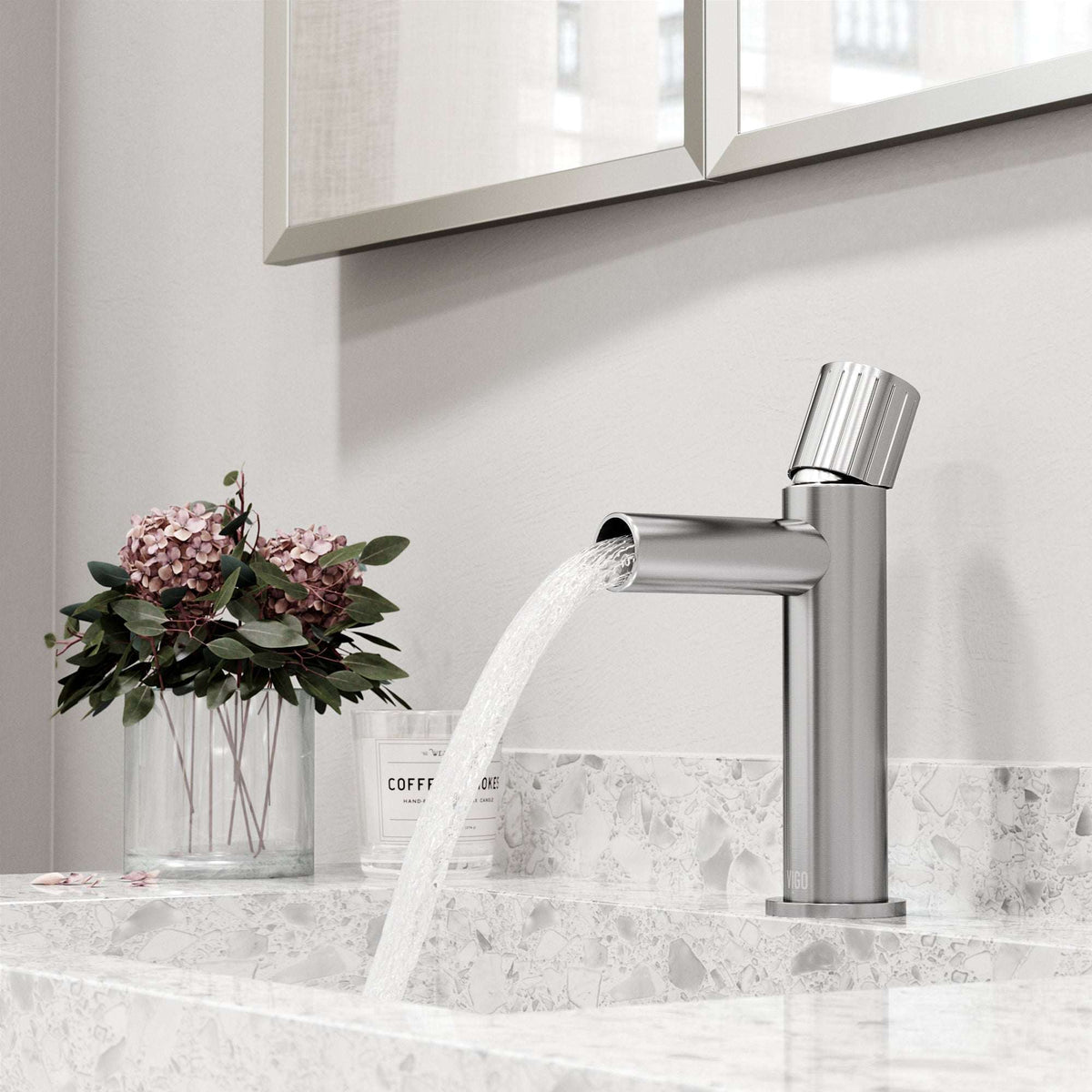 Contemporary single hole faucet with lever handle and included mounting hardware