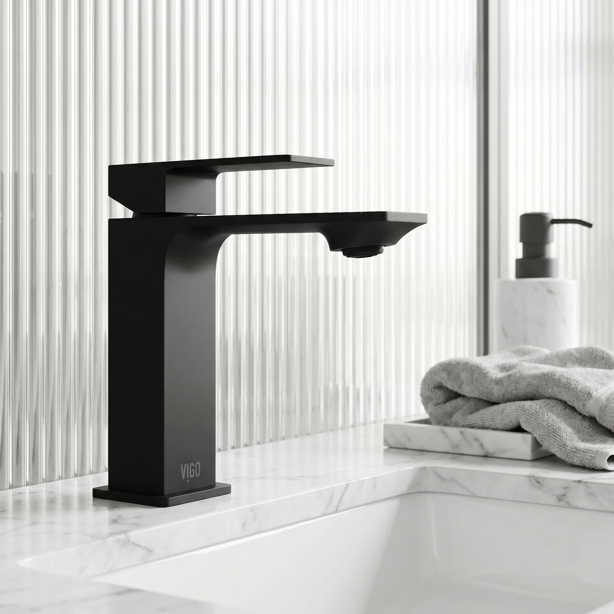 Meridian Dunn Single Hole Bathroom Faucet
