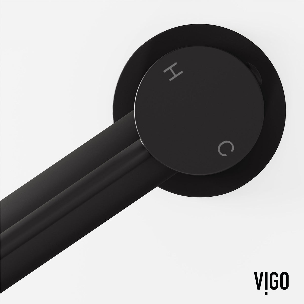 Single hole faucet with ceramic disc cartridge and low flow design