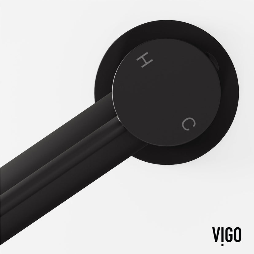 Single hole faucet with ceramic disc cartridge and low flow design