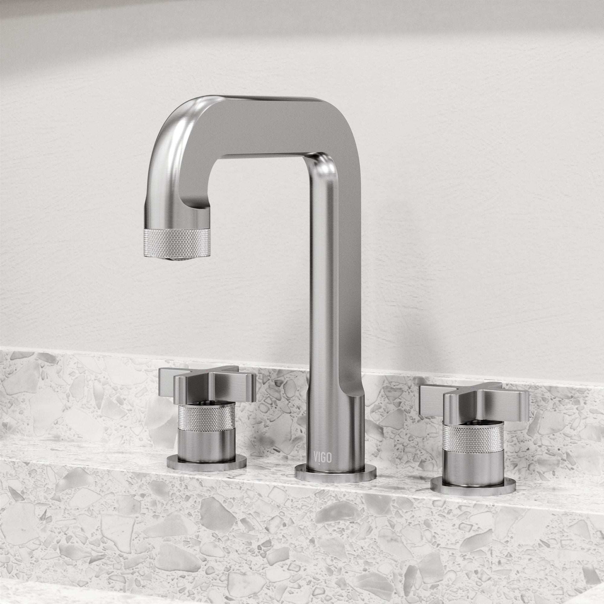 Widespread faucet with low lead brass construction and hot/cold indicators