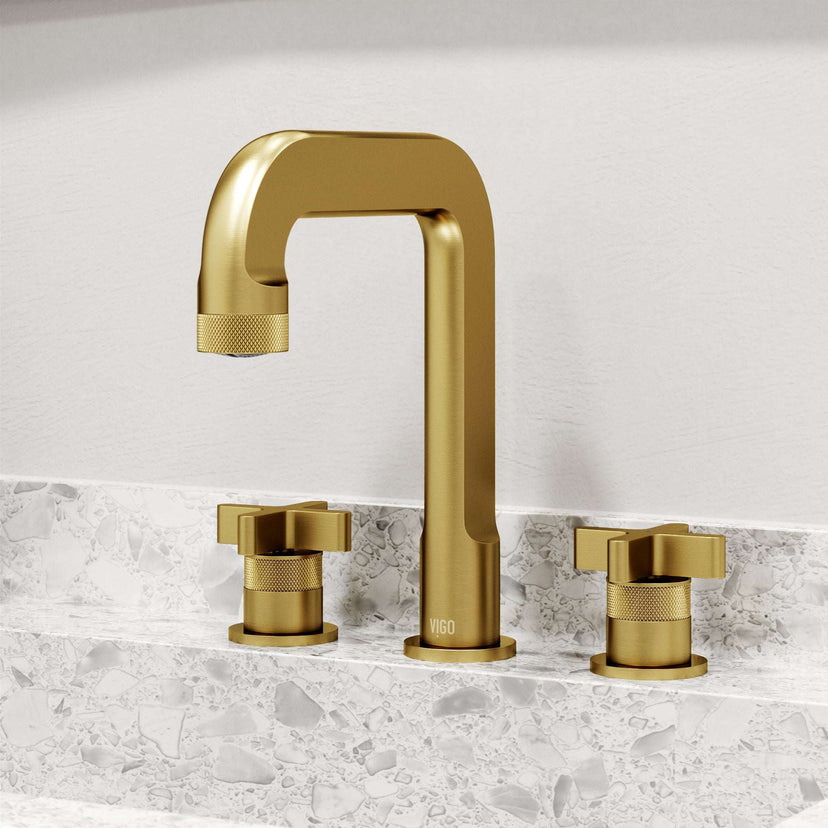 Widespread faucet with low lead brass construction and hot/cold indicators