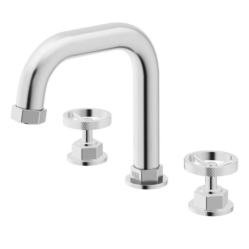 Brass bathroom faucet with NPSM thread and compression connection