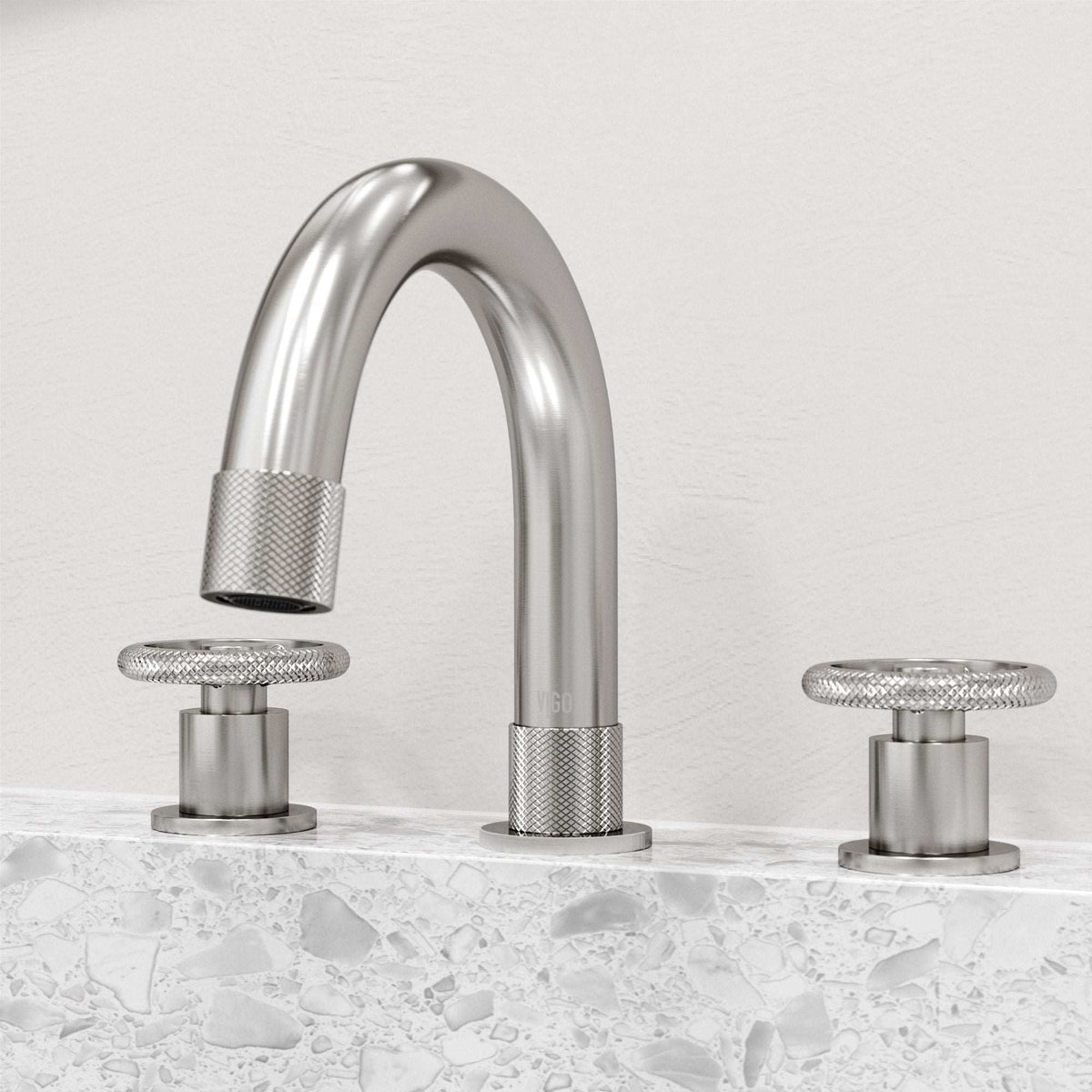 Brass bathroom faucet with NPSM thread and compression connection type