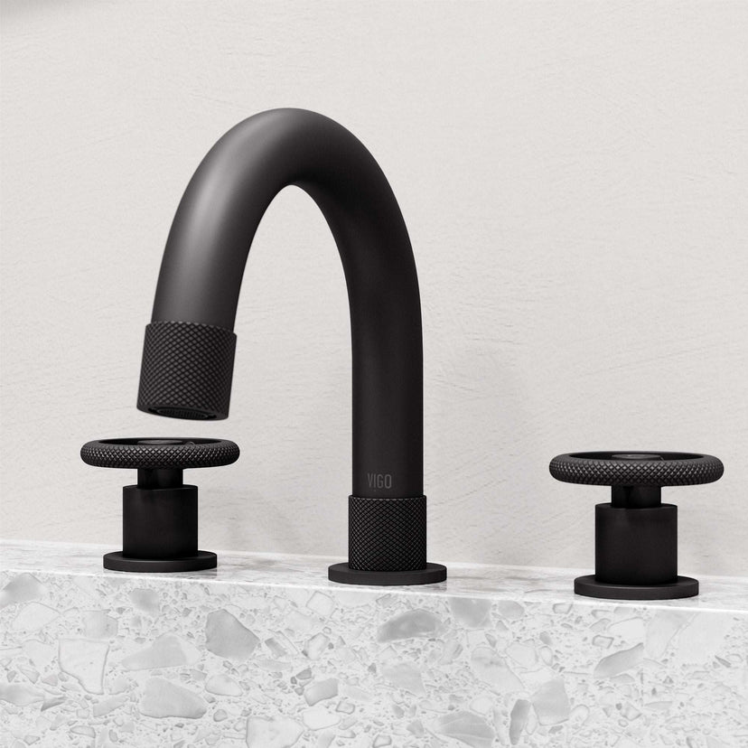 Brass bathroom faucet with NPSM thread and compression connection type