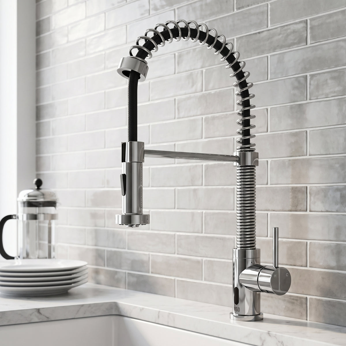 Edison Touchless Pull-Down Kitchen Faucet