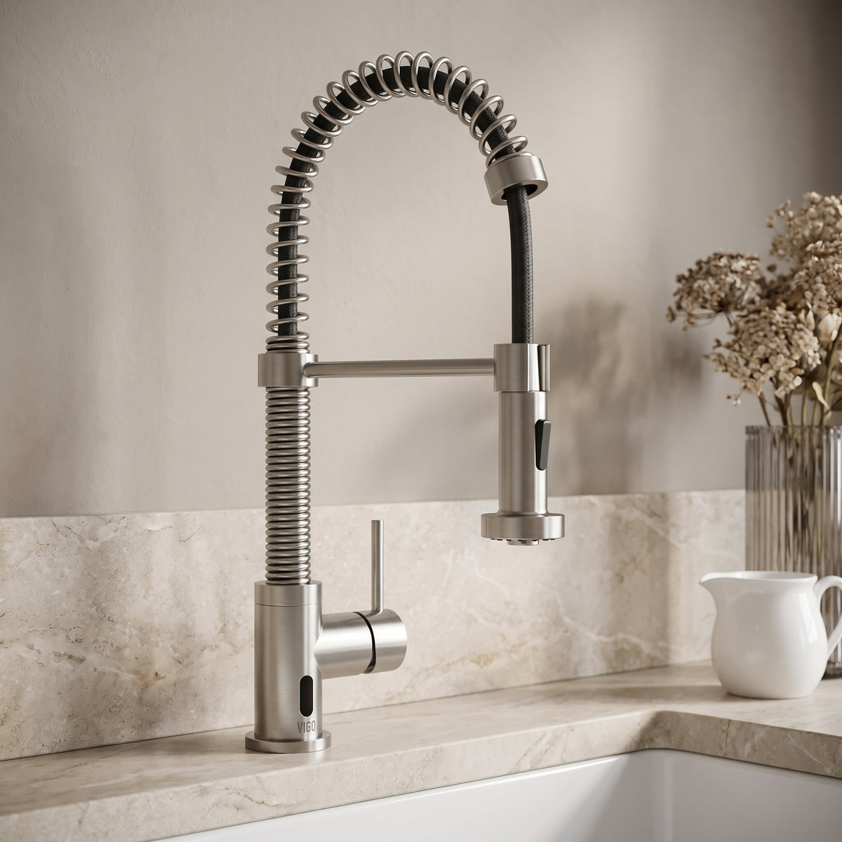 Edison Touchless Pull-Down Kitchen Faucet