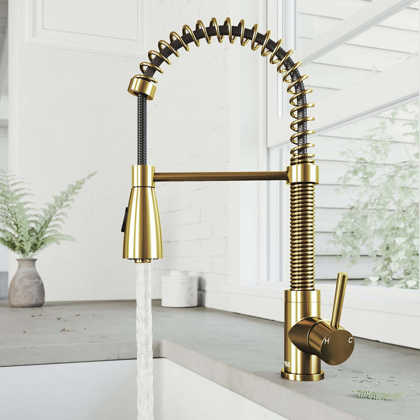 Brant Pull‑Down Spray Kitchen Faucet