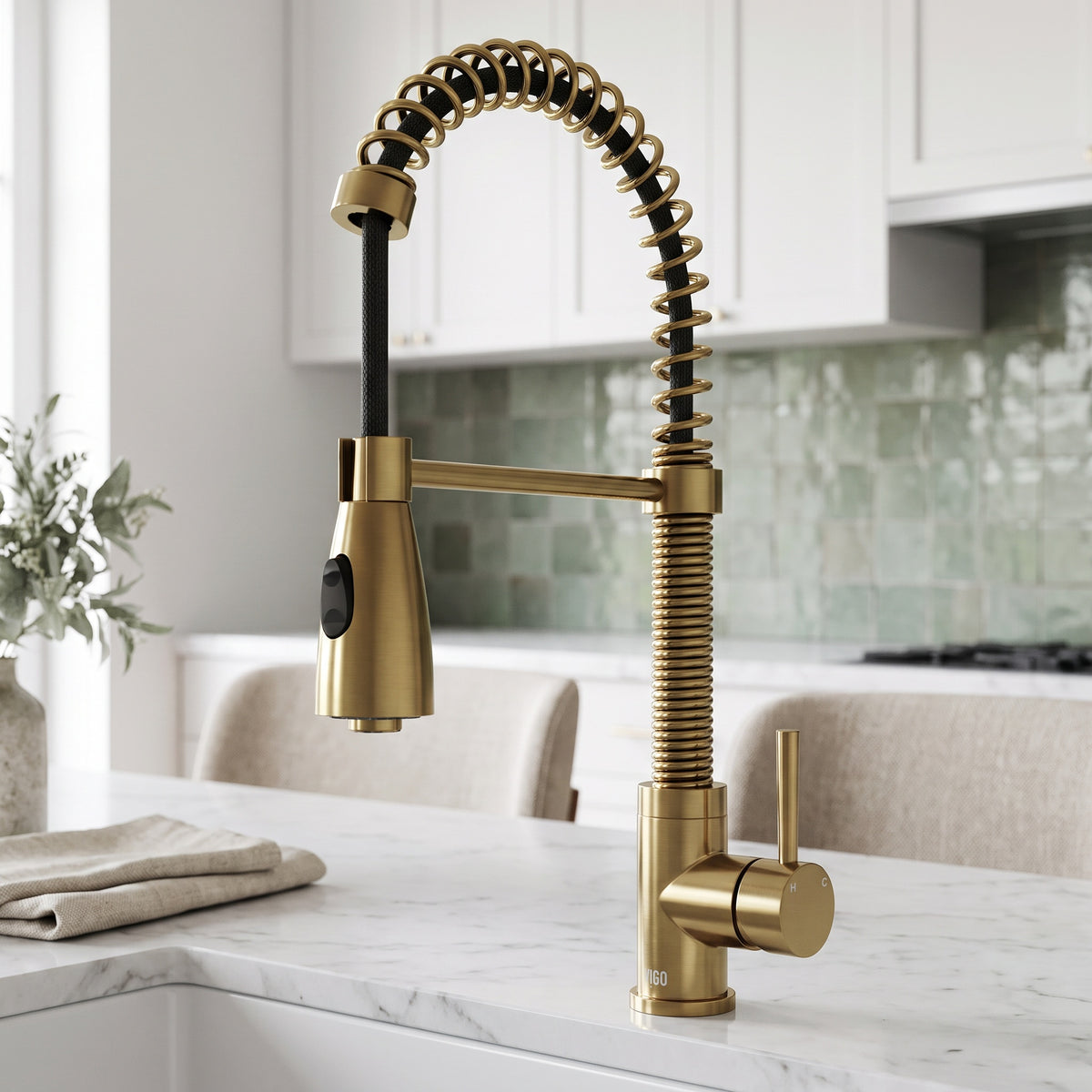 Brant Pull‑Down Spray Kitchen Faucet