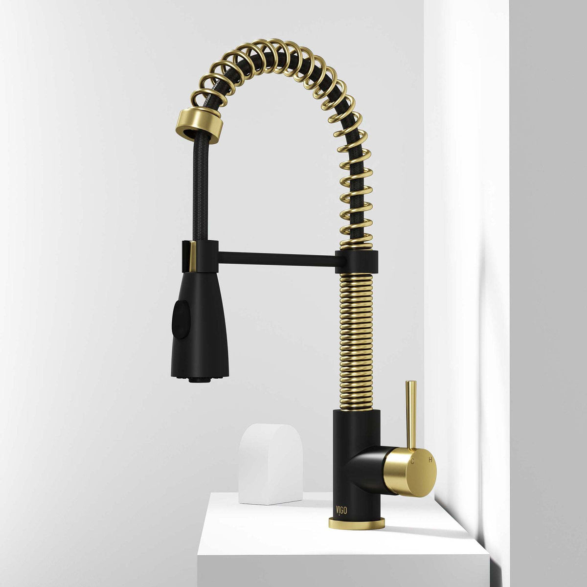 Brant Pull‑Down Spray Kitchen Faucet
