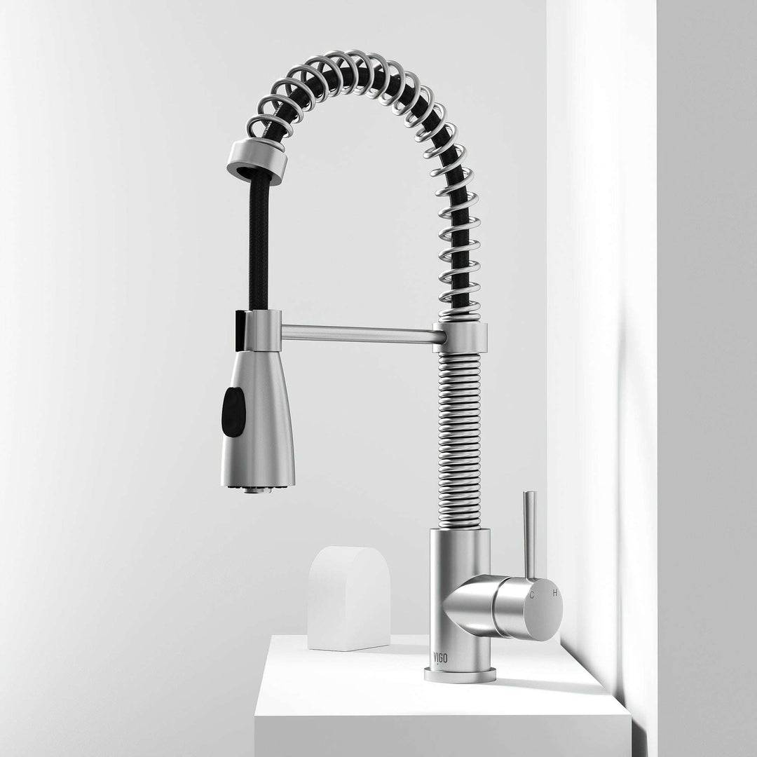 Brant Pull‑Down Spray Kitchen Faucet