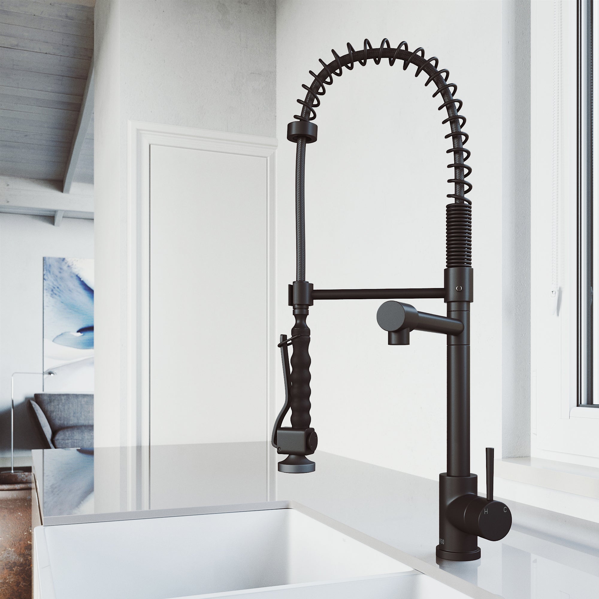 Zurich 19 in. H Pull-Down Kitchen Faucet – VIGO