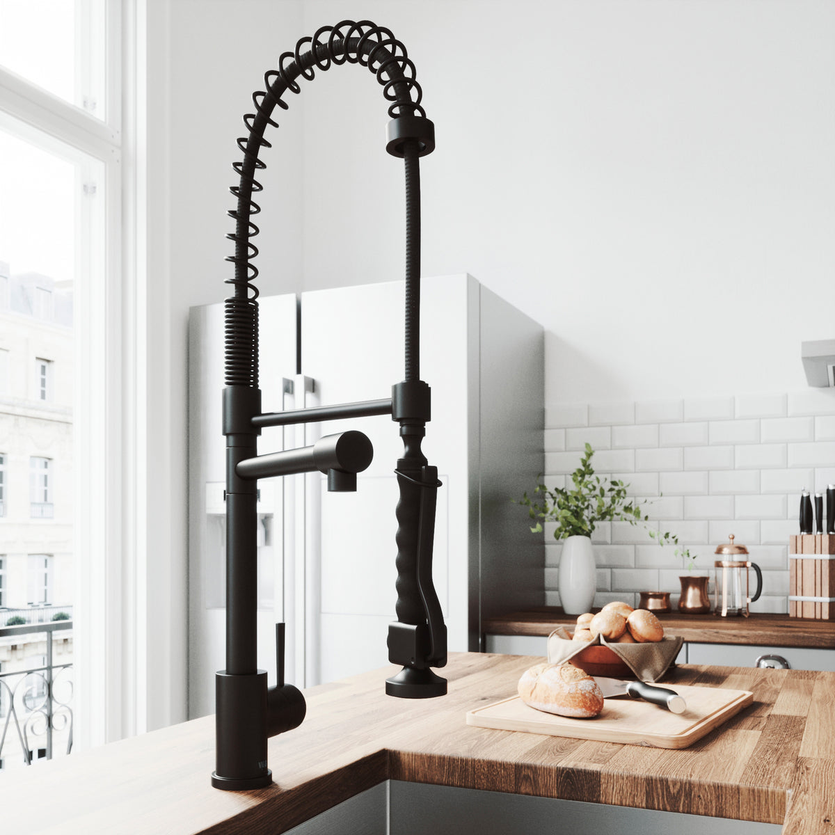 Zurich Pull-Down Kitchen Faucet