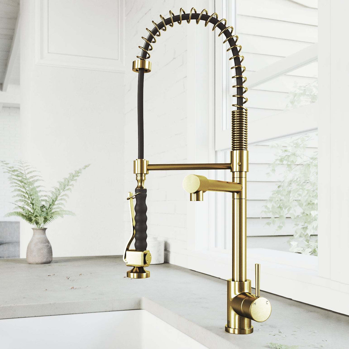 Zurich Pull-Down Kitchen Faucet