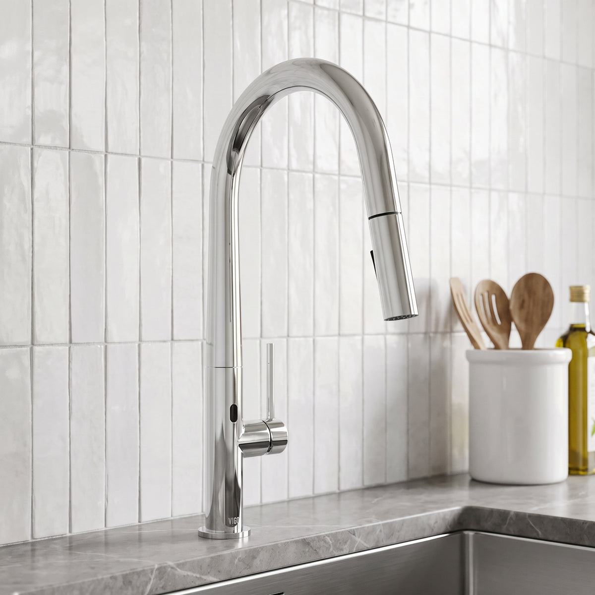 Greenwich Touchless Pull-Down Kitchen Faucet