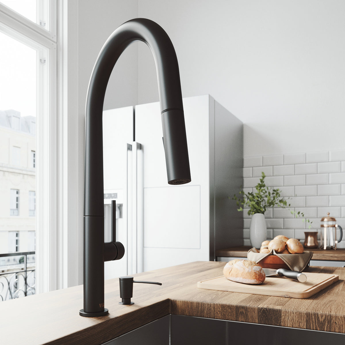 Greenwich Single Handle Pull-Down Sprayer Kitchen Faucet Set with Soap Dispenser in Matte Black