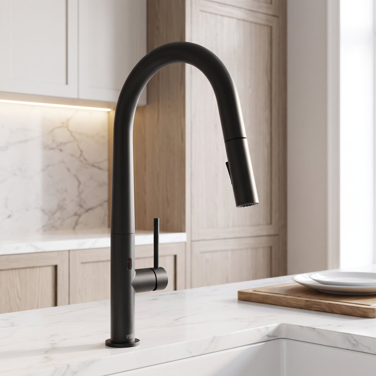 Greenwich Touchless Pull-Down Kitchen Faucet