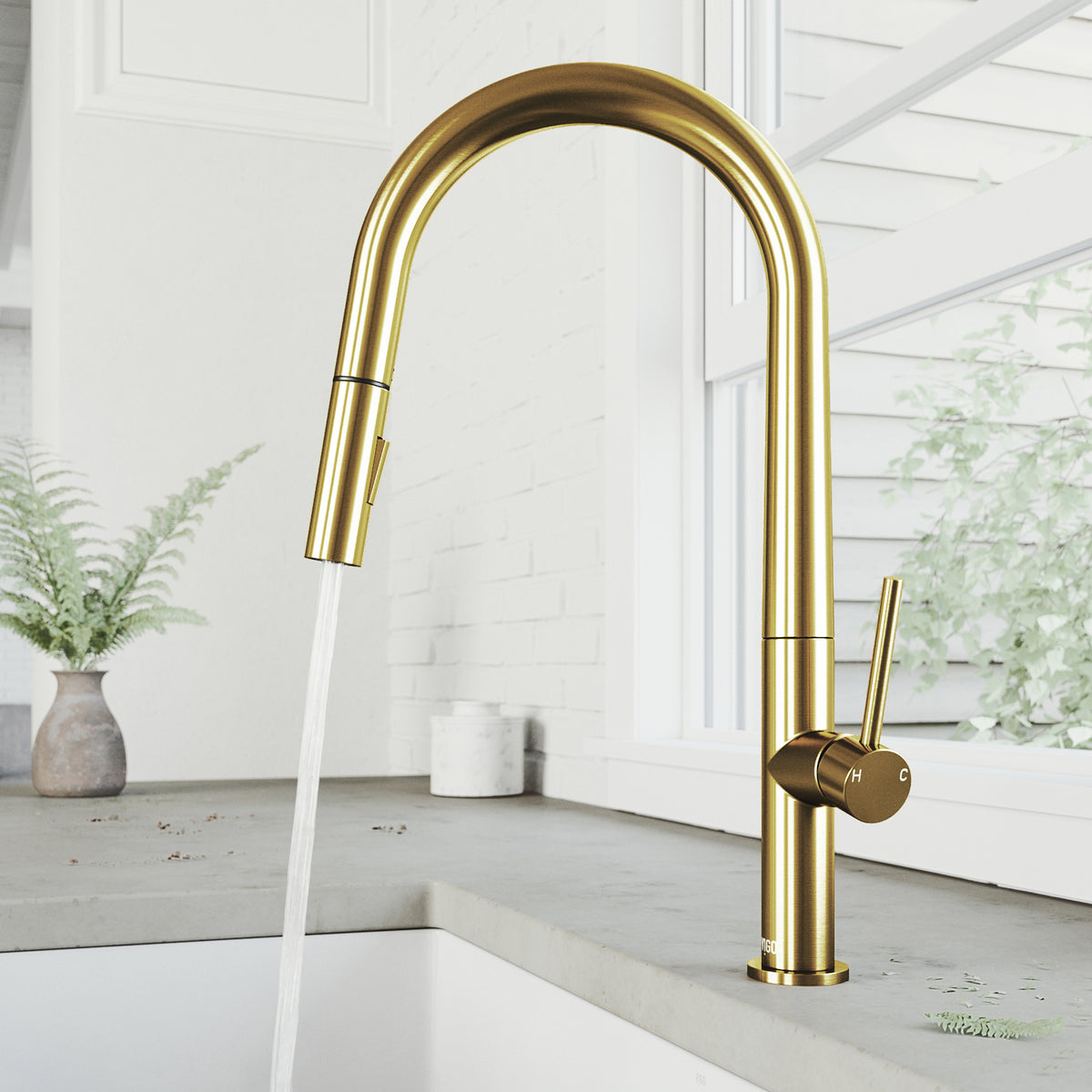 Greenwich Pull-Down Spray Kitchen Faucet