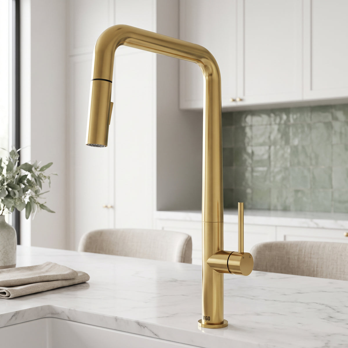 Parsons Single Handle Pull-Down Sprayer Kitchen Faucet
