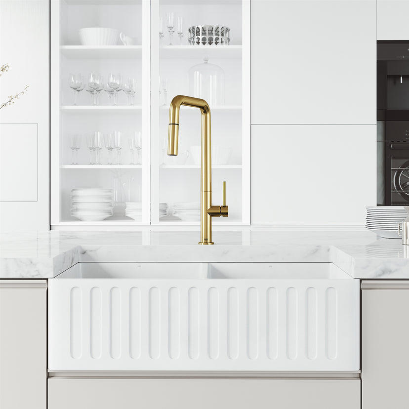 Parsons Single Handle Pull-Down Sprayer Kitchen Faucet