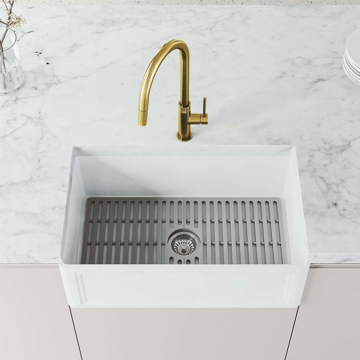 Water-efficient matte brushed gold faucet with spot-resistant finish