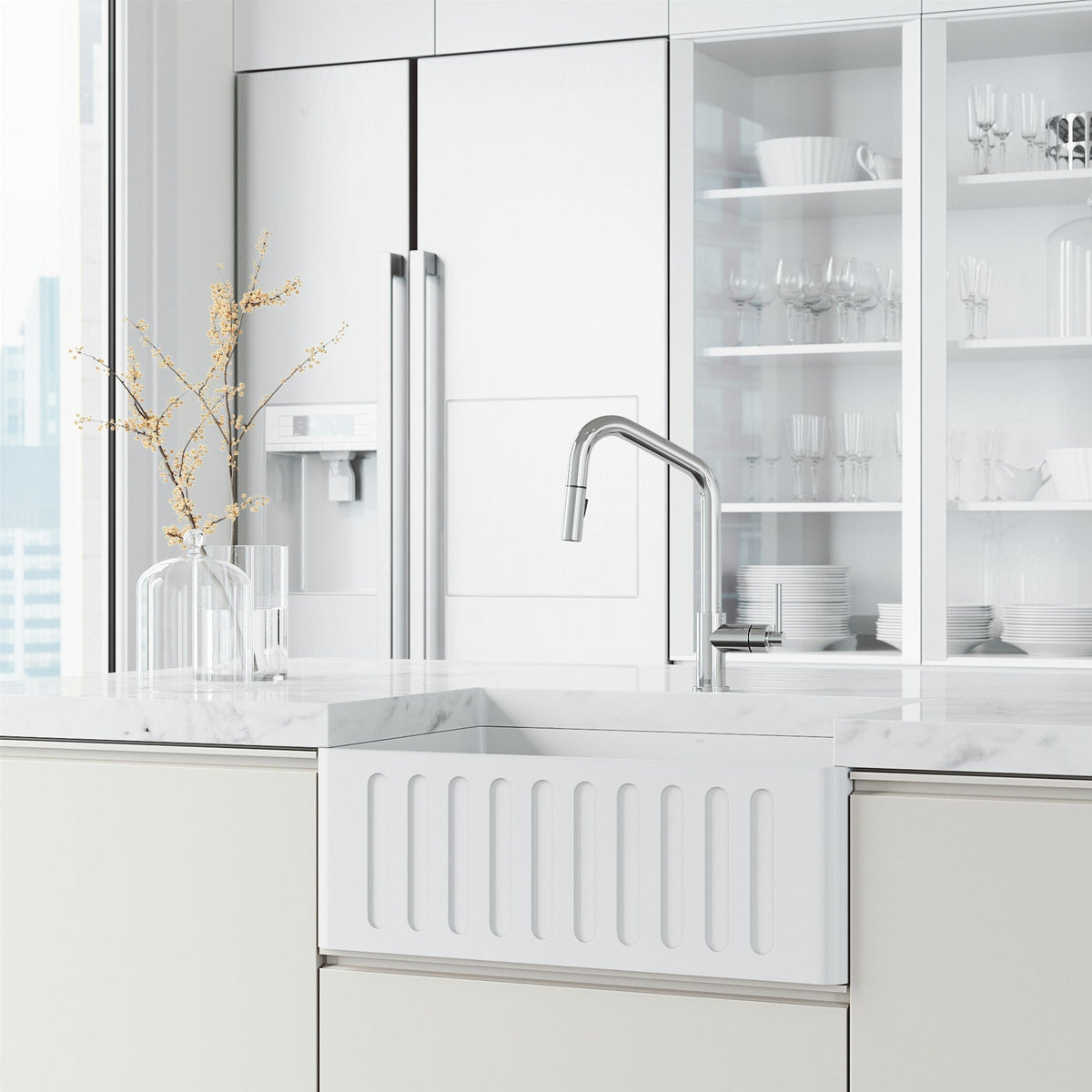 Kitchen faucet with ceramic disc cartridge and pull-down spray function