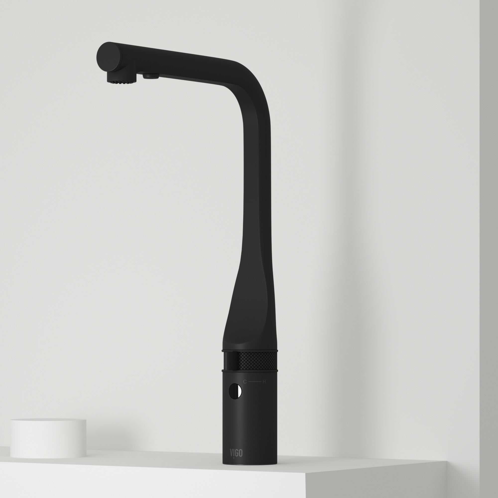 VIGO Jewel Touchless Kitchen Faucet in chrome with motion sensor and pull-out hose