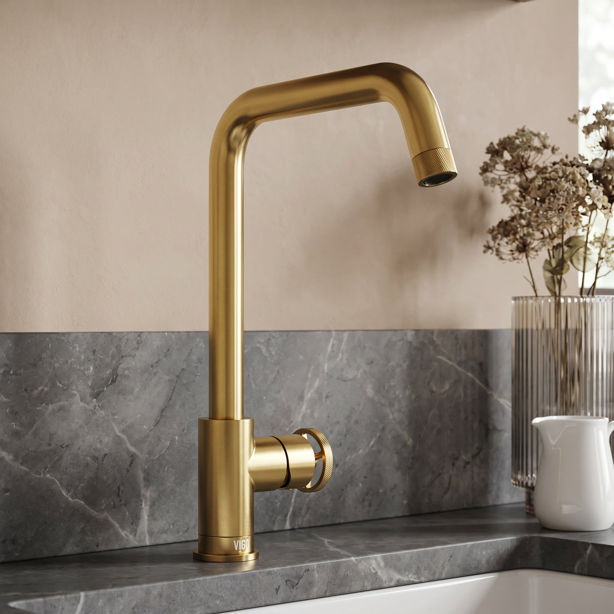 Cass Pull‑Down Bar Kitchen Faucet