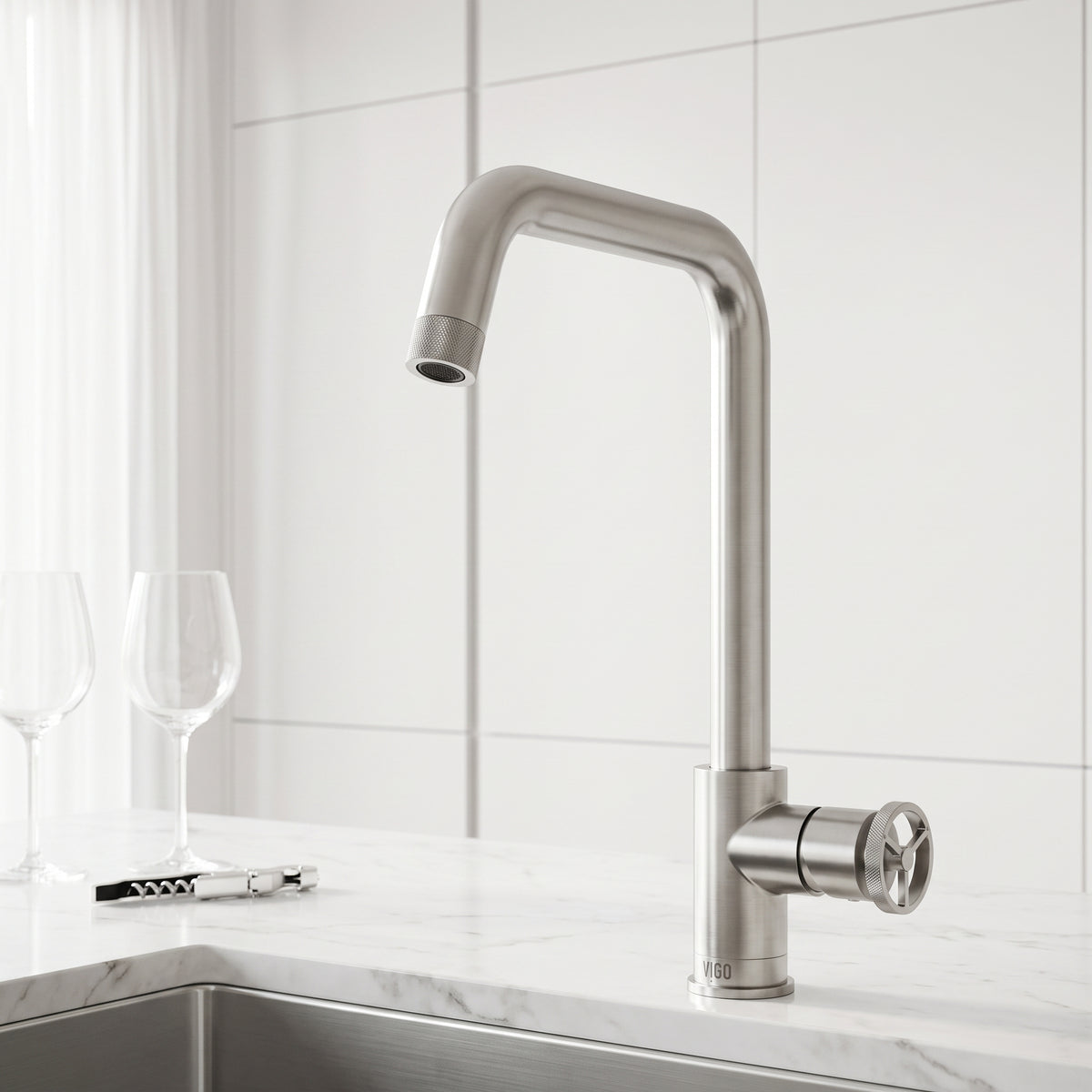Cass Pull‑Down Bar Kitchen Faucet