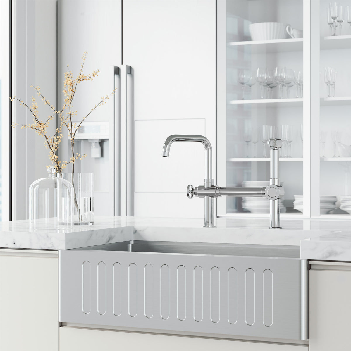 Cass Kitchen Faucet With Sprayer