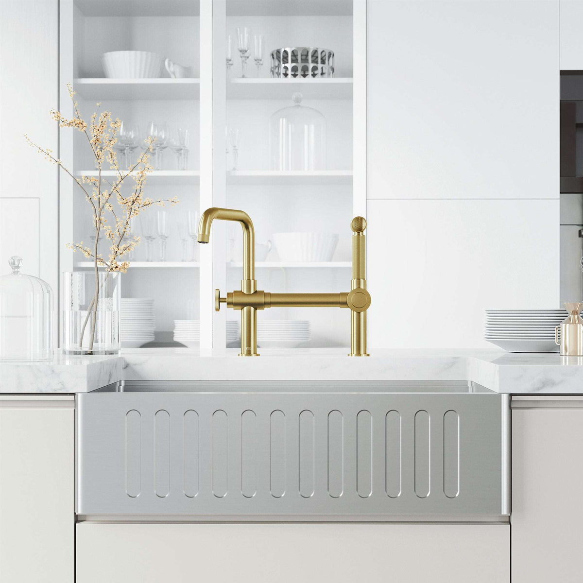 VIGO Cass chrome kitchen faucet with pull-out side sprayer and exposed bridge design
