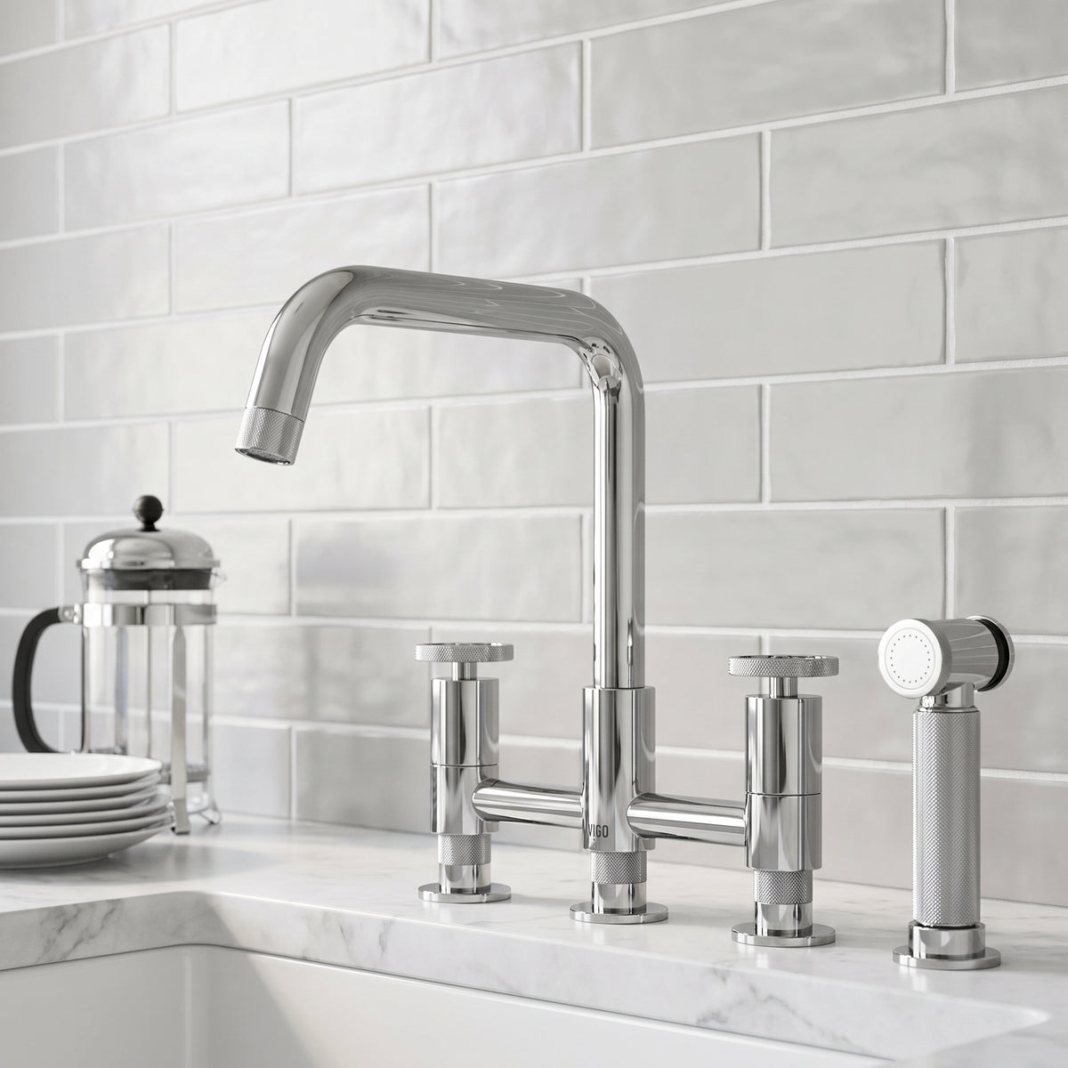 Cass Pull-Out Bridge Kitchen Faucet