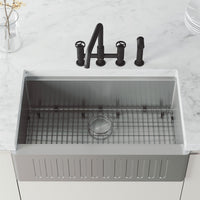 Cass Pull-Out Bridge Kitchen Faucet