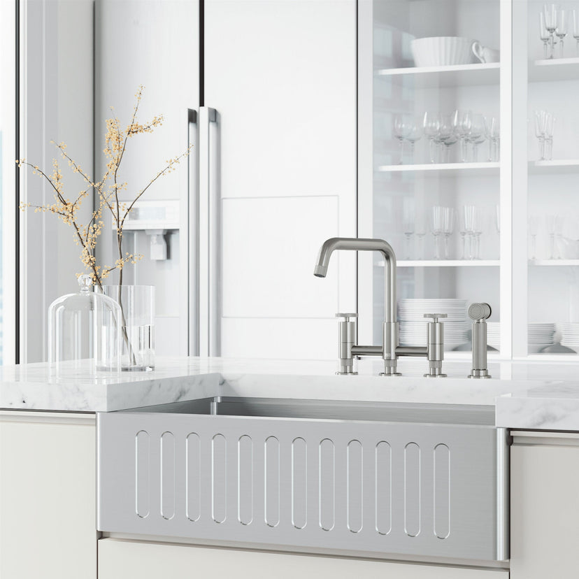 Brass kitchen faucet with ceramic valve and secure docking technology for sprayer