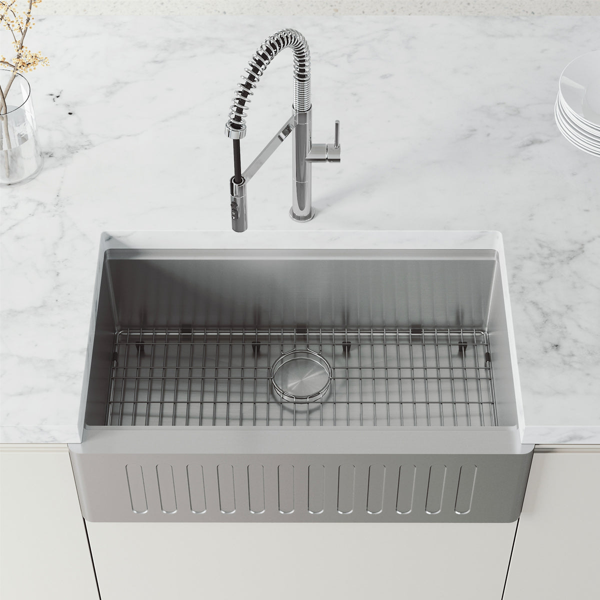 Edison Pro Pull-Down Spray Kitchen Faucet