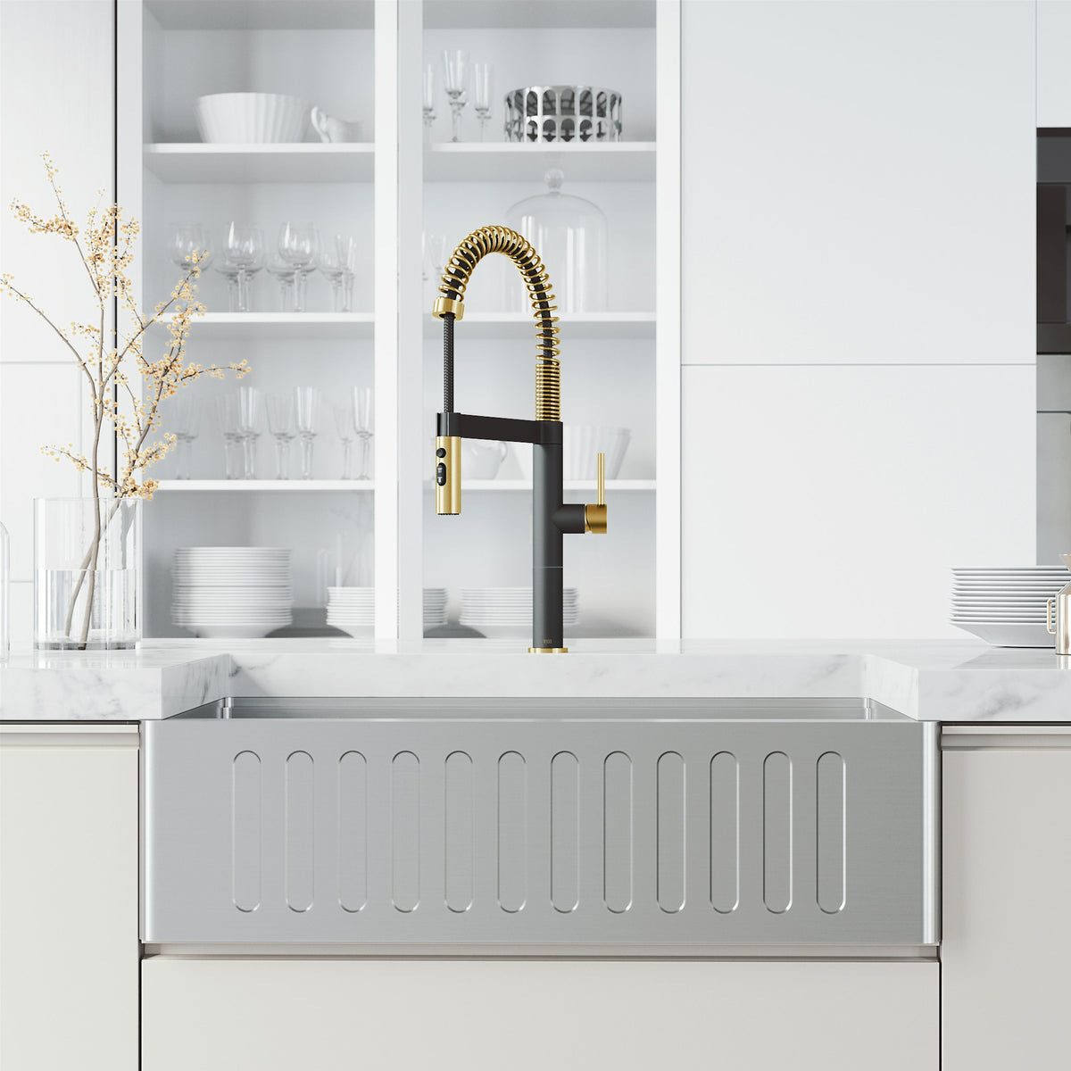 Edison Pro Pull-Down Spray Kitchen Faucet