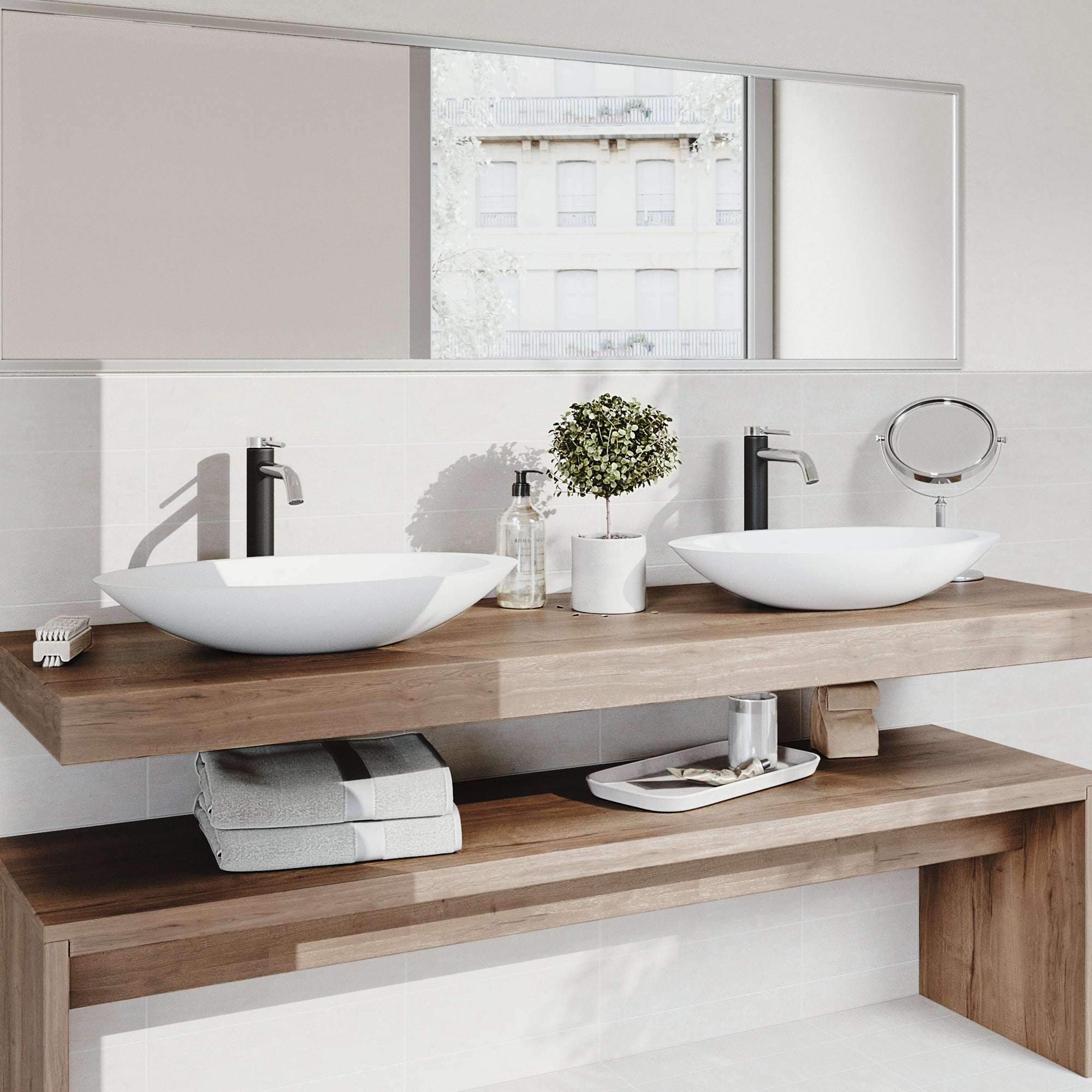 High arc spout faucet in chrome with hot/cold indicators